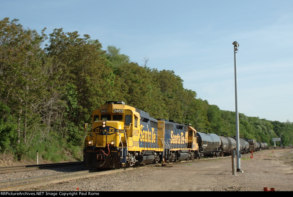 BNSF 2463, EMD GP30, departing Gibson Yard